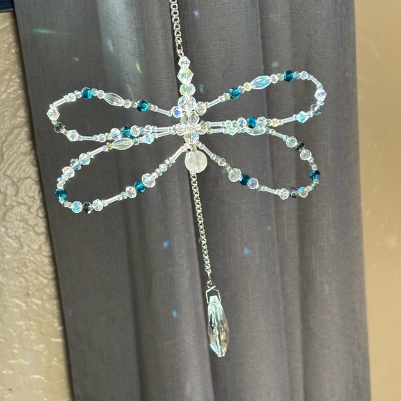 Crystal Beaded Dragonfly Suncatcher. - Picture 5 of 11